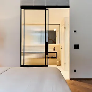 **** Hotel Karl August - A Neighborhood Germania